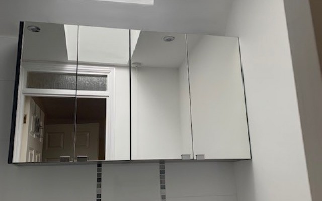 5E Bathroom Mirrored Cabinet