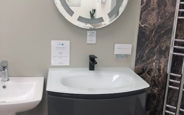 Ballcock & Bits - Bracknell Bathroom Showroom Vanity Basin